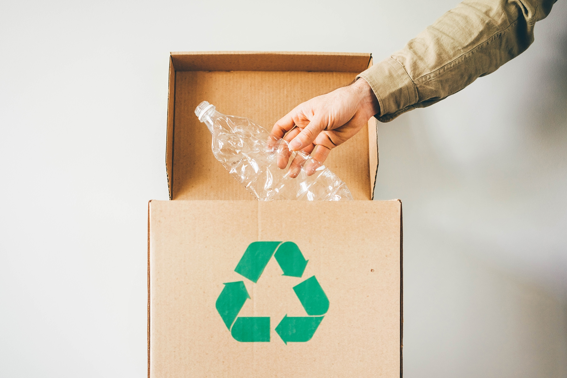 Gestão de resíduos e reciclagem empresarial