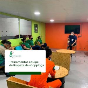 Registro de curso e treinamento ambiental da Andrade Paulista